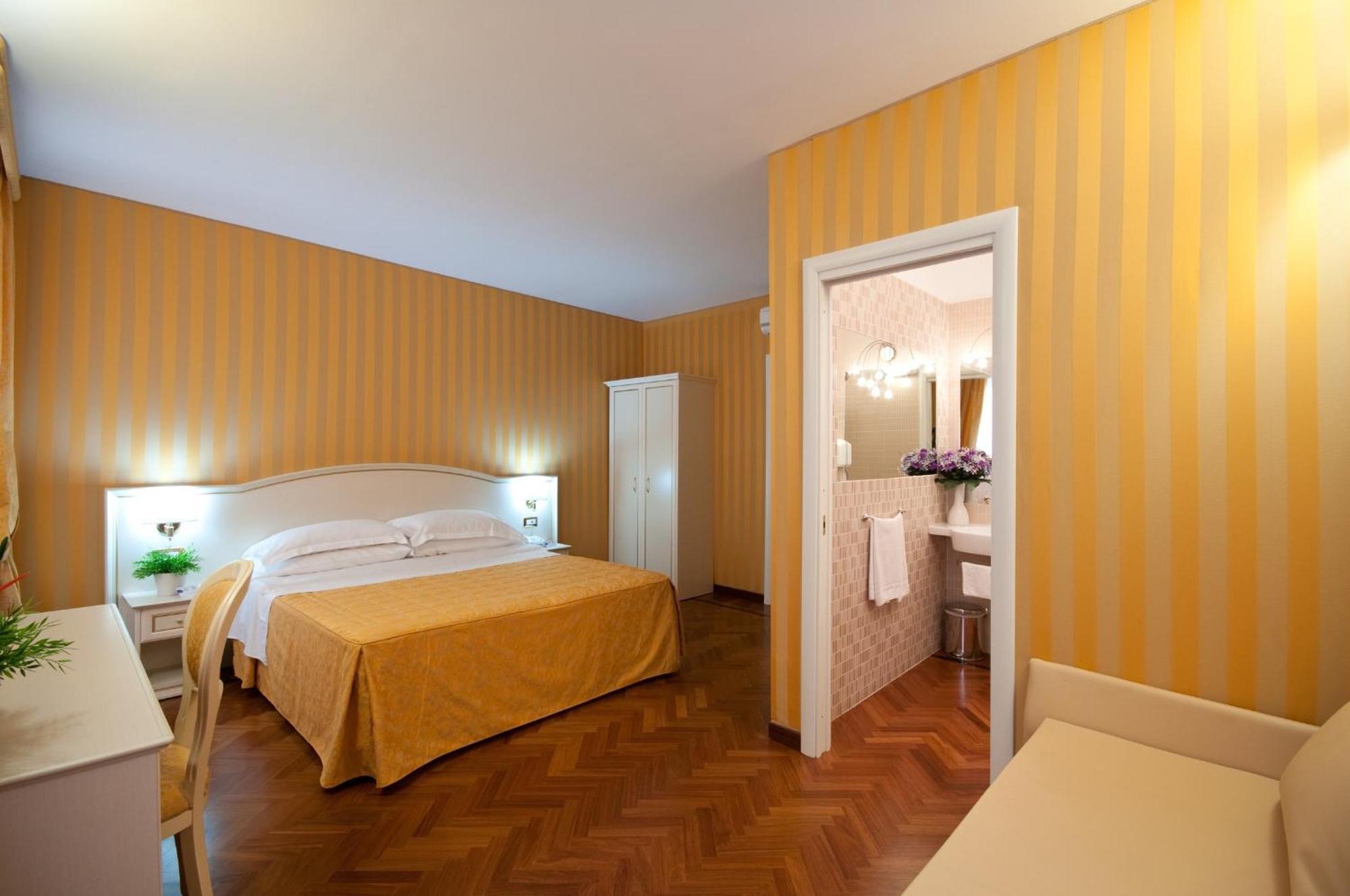 Trevi 41 Hotel Rome Exterior photo