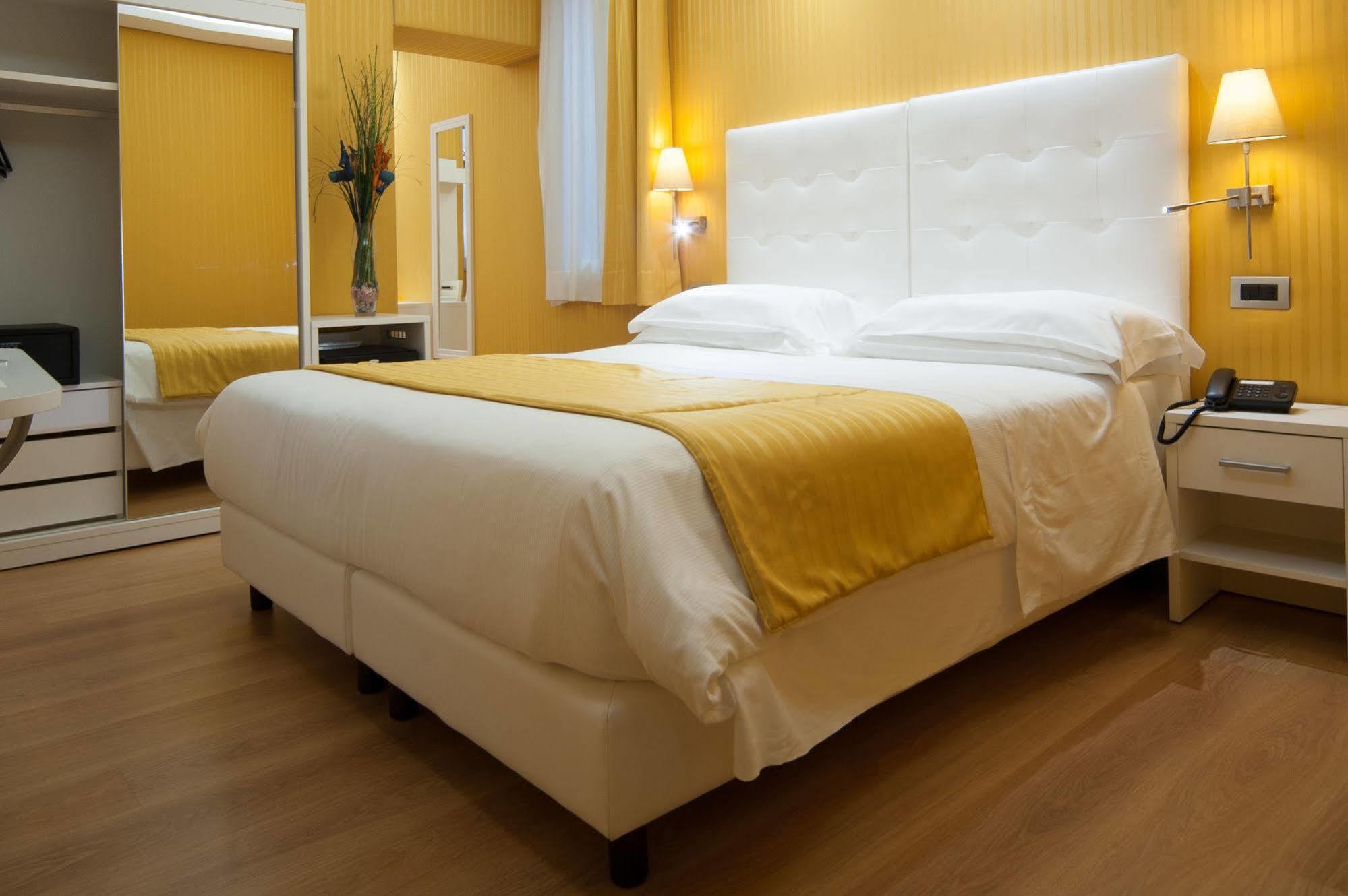 Trevi 41 Hotel Rome Exterior photo